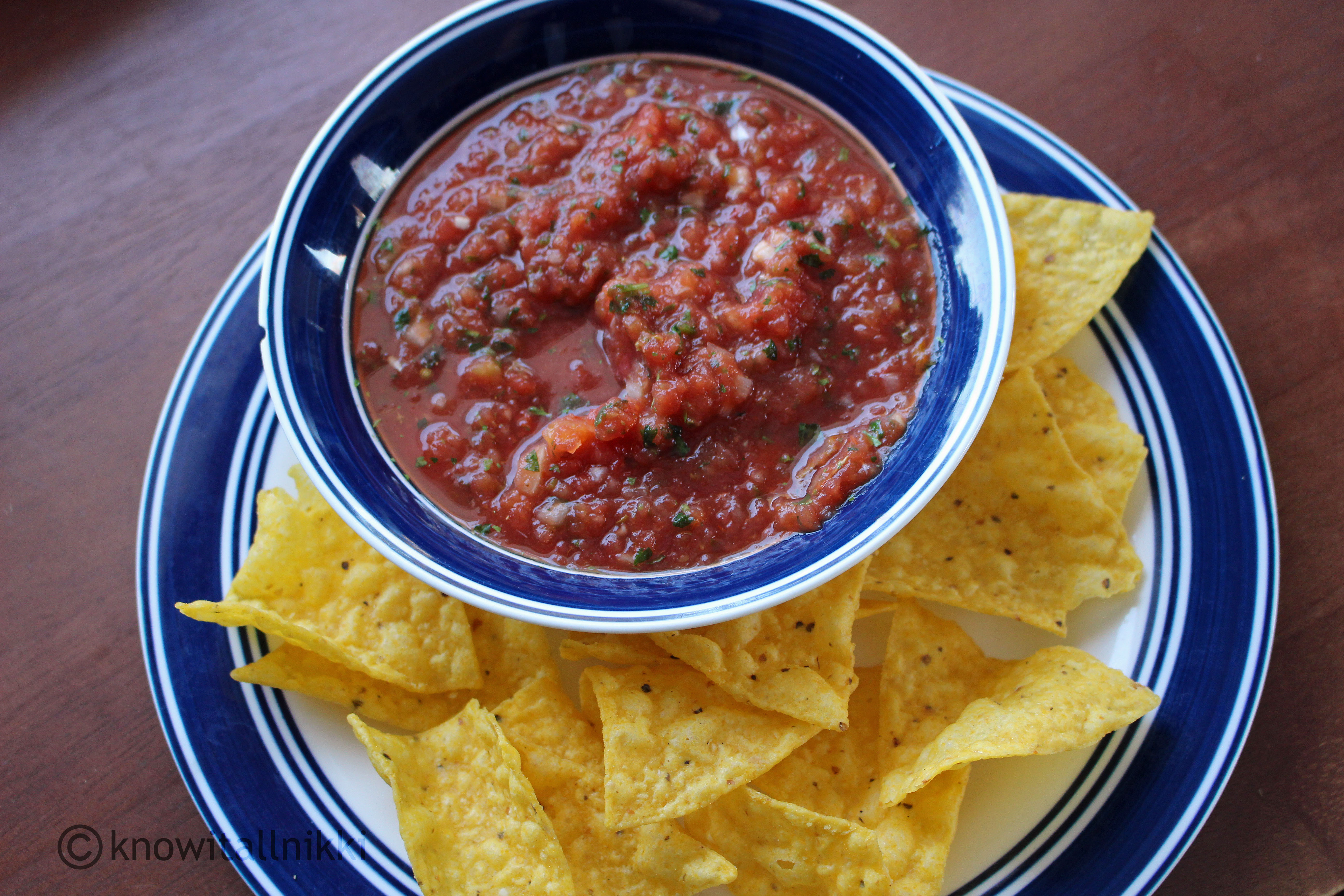 plate of chips and fresh salsa